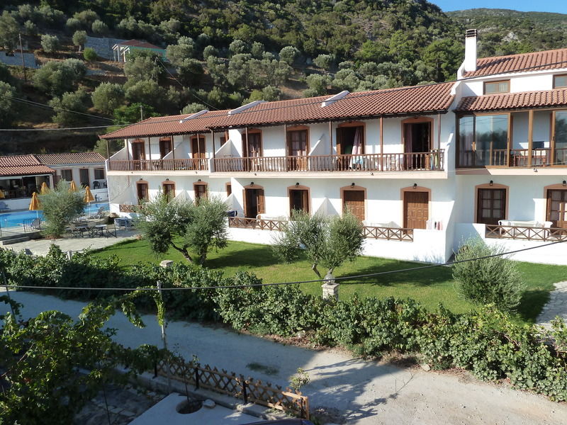 Apartmets Sunwaves Kerveli Екстер'єр фото